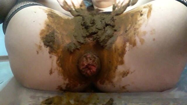 Scatlina - Anal Prolapse in Shit Scat Porn